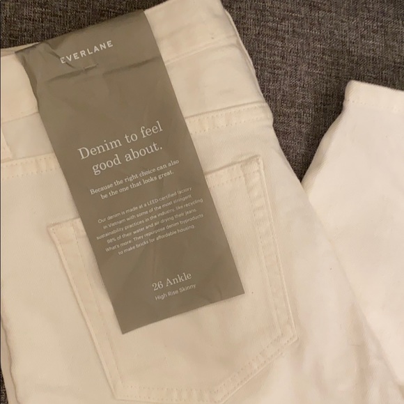 Everlane jeans in ‘Bone’ - Picture 4 of 7